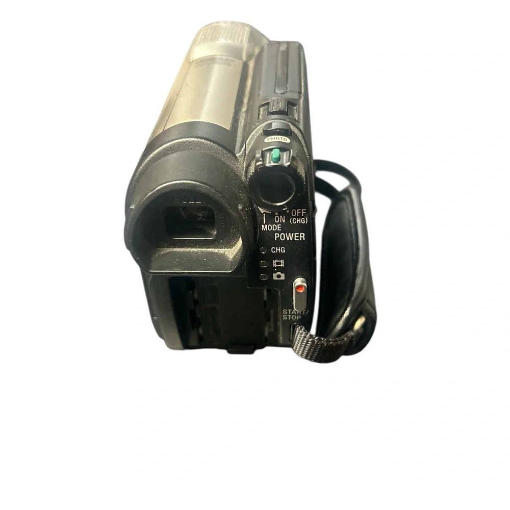 Sony Handycam DCR-DVD650 Hybrid Camcorder - 60x Optical Zoom - FOR PARTS